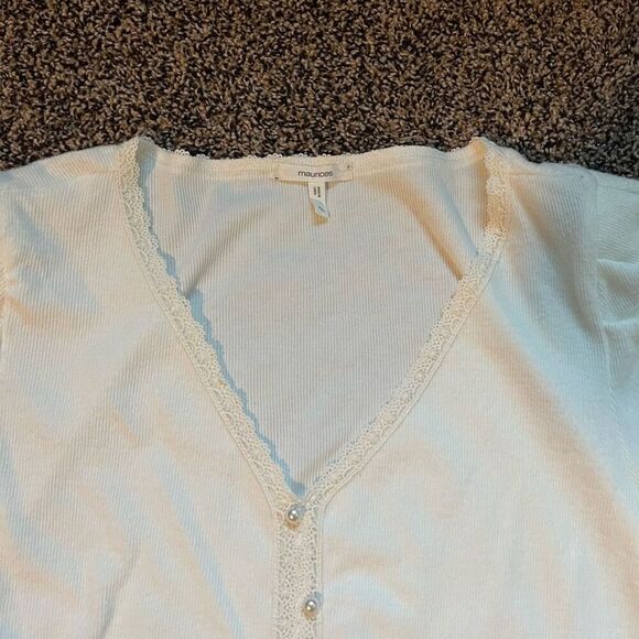 Maurices Shirt‎ Women's XL Ivory White Button-Up Sleeve V-Neck Top - Picture 3 of 6